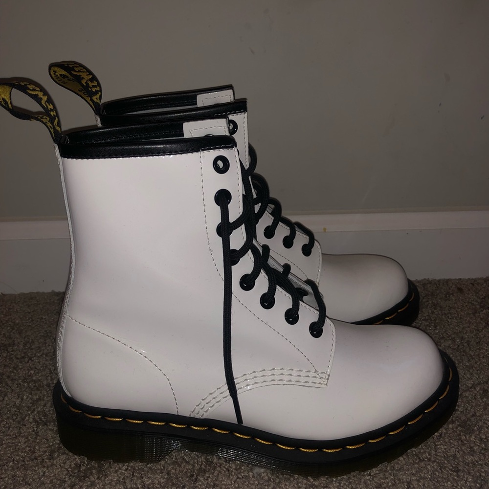 Size 6 White authentic Doc Martens